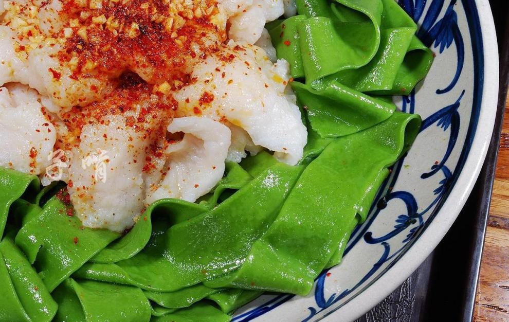 菠菜面宽面陕西菠菜蔬菜面商用营养果蔬面刀削面韭菜叶面3斤装 菠菜面