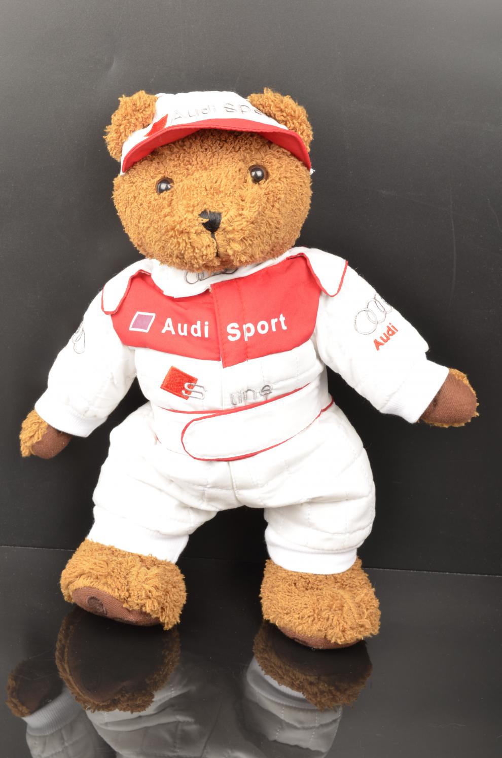 奥迪专用2022新款奥迪audisport定制用品4s店专用熊熊公仔塞车熊毛绒