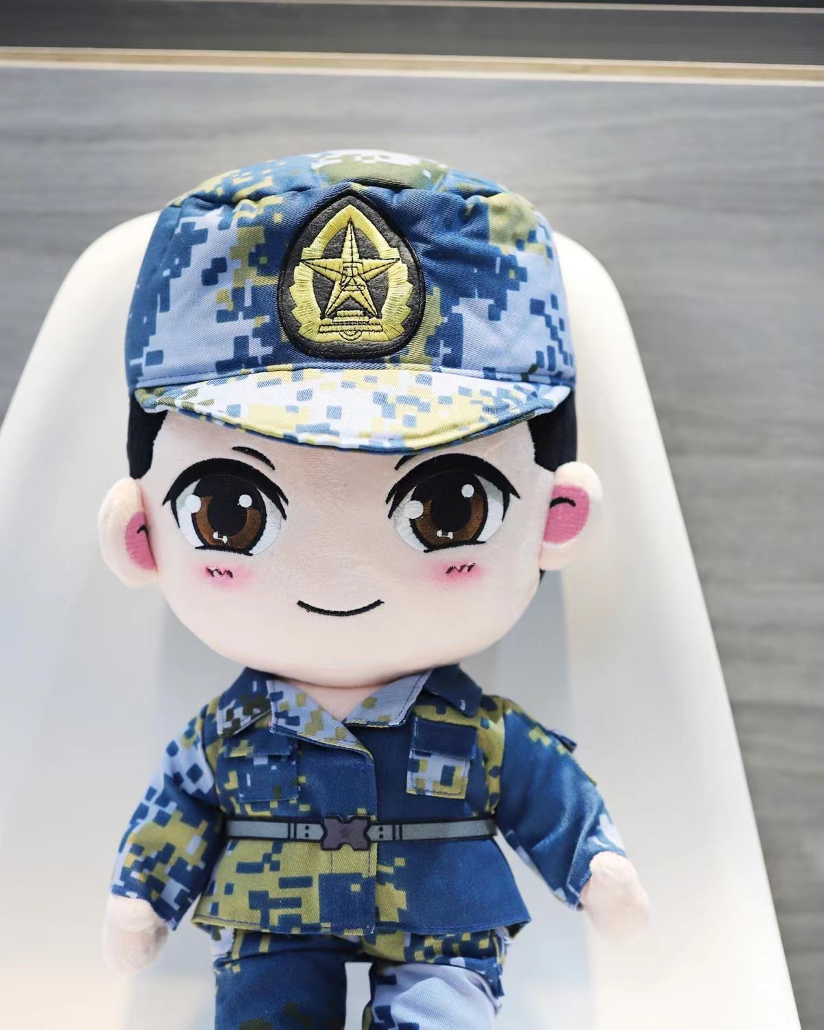 兵哥哥公仔军人娃娃玩偶送兵哥哥礼物女友军恋玩偶迷彩娃娃军恋情侣