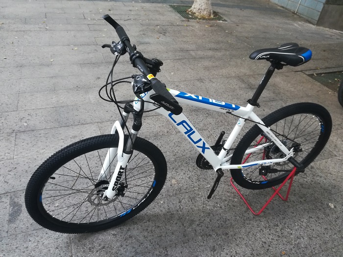 雷克斯自行车laux雷克斯钢架山地车阳光100升级款双碟刹自行车避震