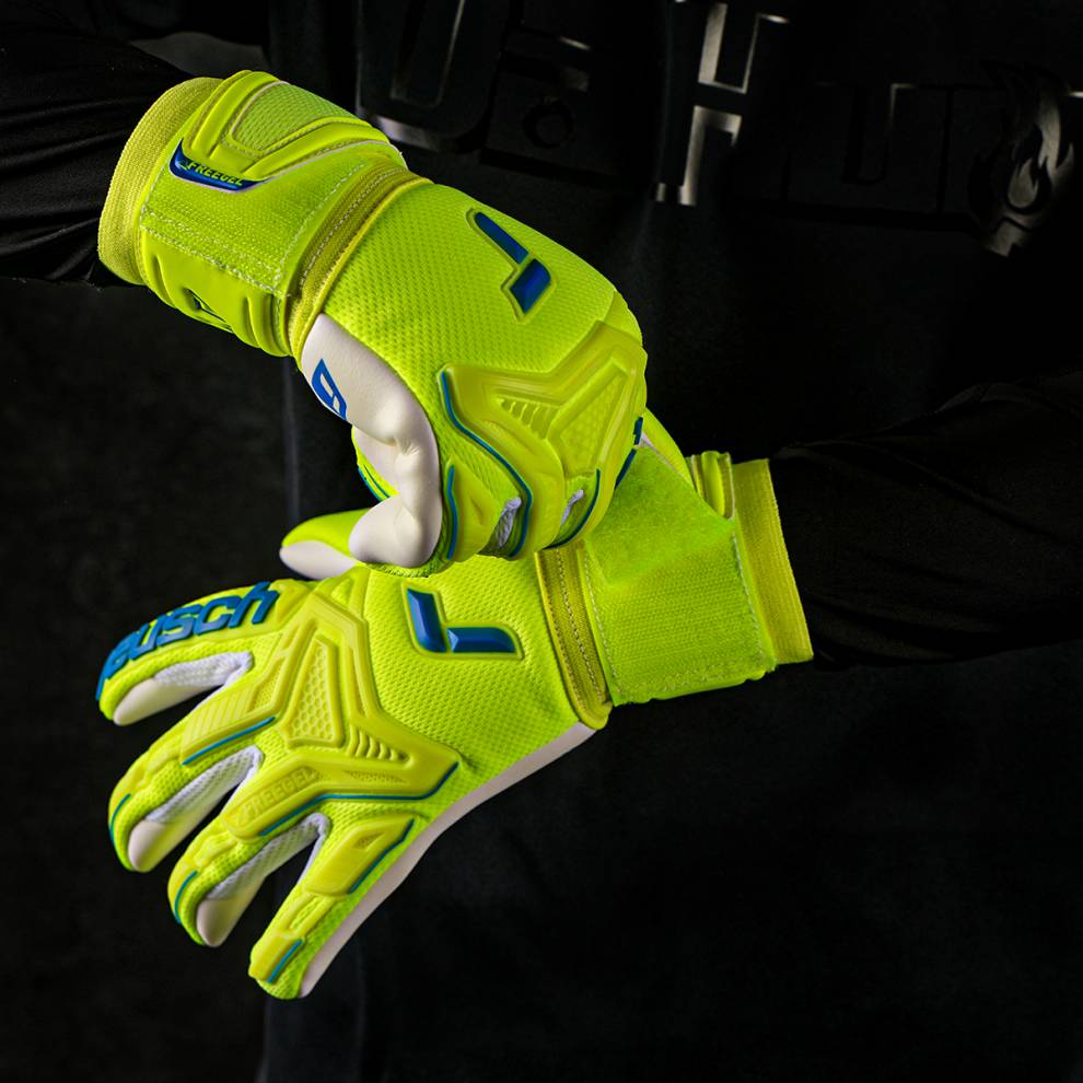 炫驰守门员手套大火足球2022德国炫驰reuschfreegelsilver无护指款