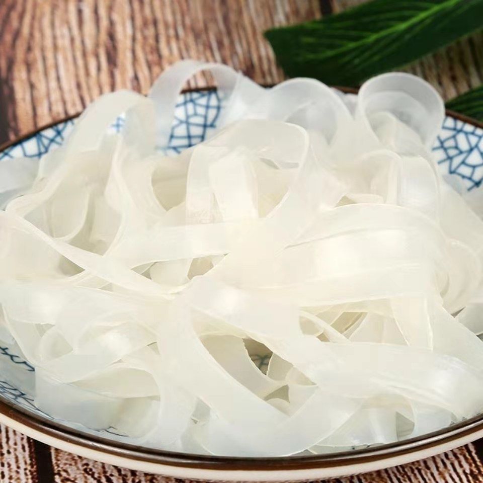 水晶凉皮干货,凉拌菜.简单方便.口感爽脆.