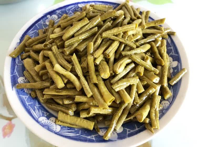 瓶装酸豇豆角安徽六安农家泡手工腌制长一份一瓶带桶四斤多 桶带水四