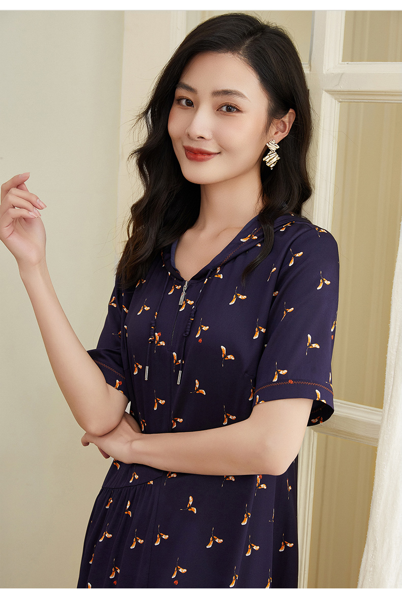 乔万尼真丝连衣裙2022年新款国际桑蚕丝连帽休闲橘叶花15580as