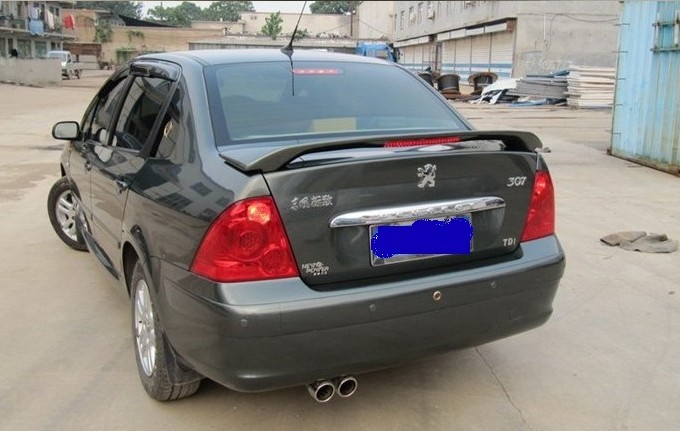 适用于东风标致307三厢汽车尾翼301307三厢专用带灯abs改装定风翼尾翼