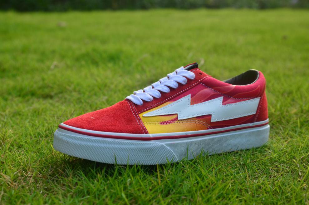 复仇风暴闪电鞋 美版复仇风暴闪电板鞋鞋底大logo虎扑美版二代 现货