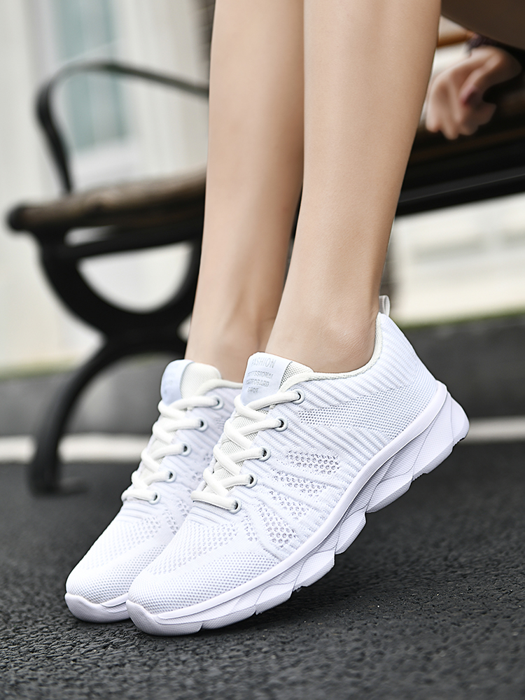 女式劳保鞋轻便带钢头女时尚女士透气工作鞋超轻软底工地钢板静电鞋