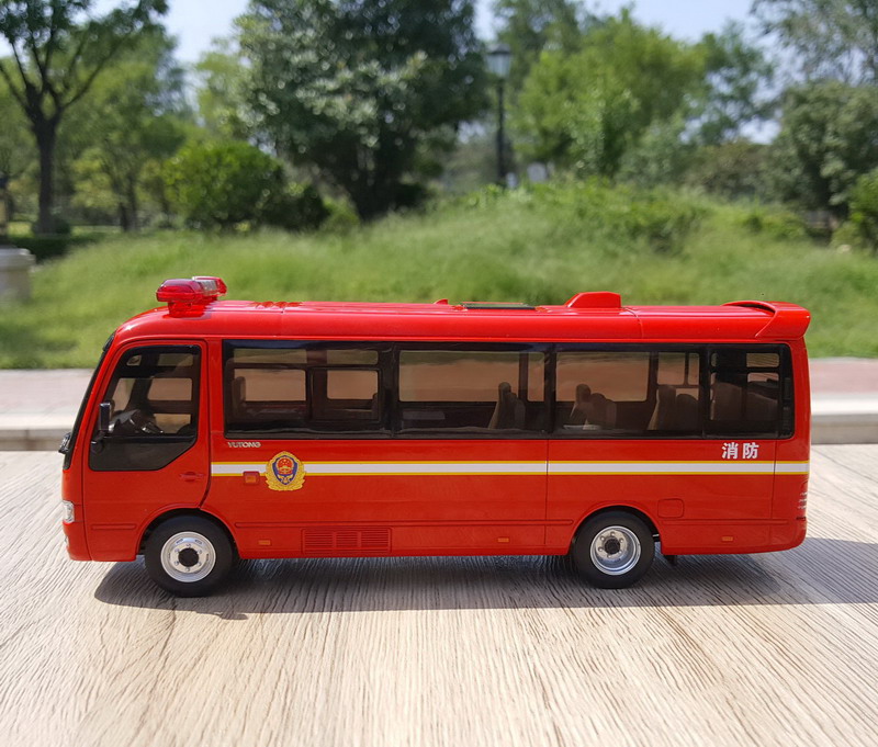 宇通客车模型 1:32 宇通t7中巴商务车 宇通客车考斯特 消防车警车合金
