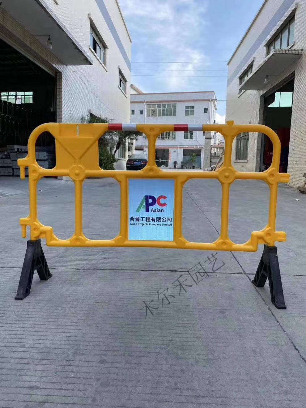 塑料铁马胶马护栏市政施工地移动围栏警示安全隔离栏道路交通防护
