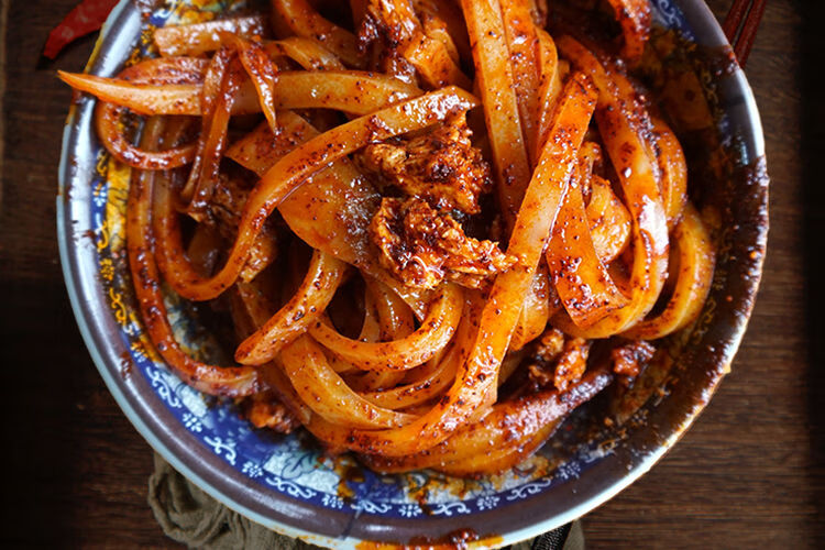 面皮呱呱擀面皮甘肃特产天水凉皮速食真空350克每包凉拌顺丰2呱呱3擀