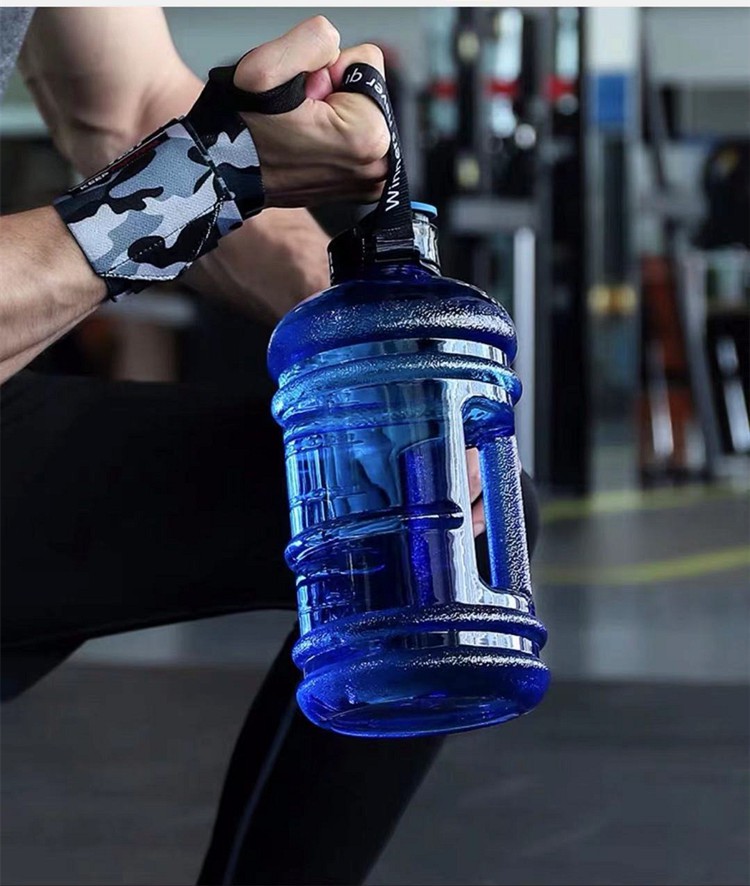 水杯男耐高温水壶2升大容量健身杯子户外运动女水杯美式tritan透明蓝2