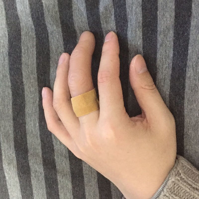 假手指残疾人仿美观断指手指套整蛊魔术道具的大拇指中指食指小拇硬实