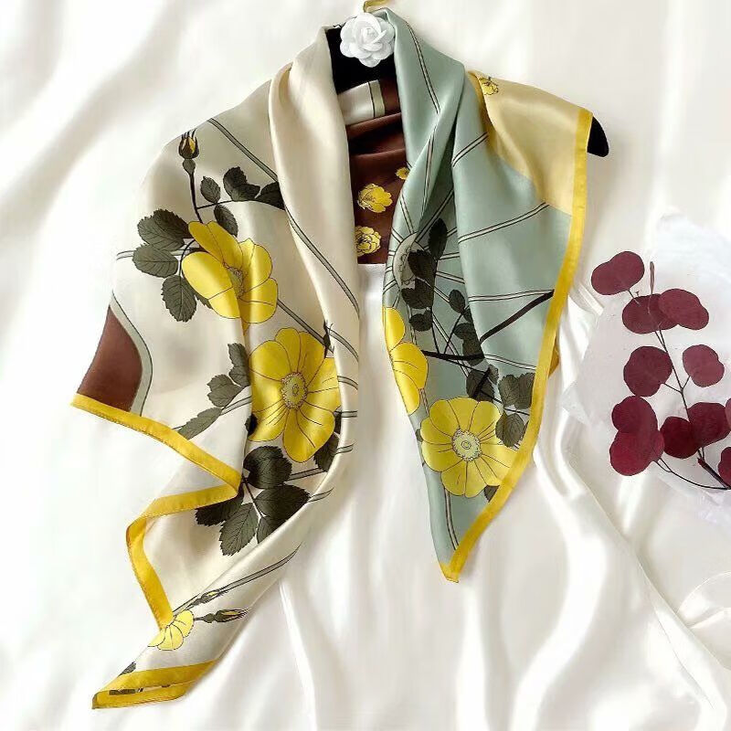 90真丝大方巾 古典情品牌: 玳琪 商品名称:玳琪 100%桑蚕丝丝巾女90cm