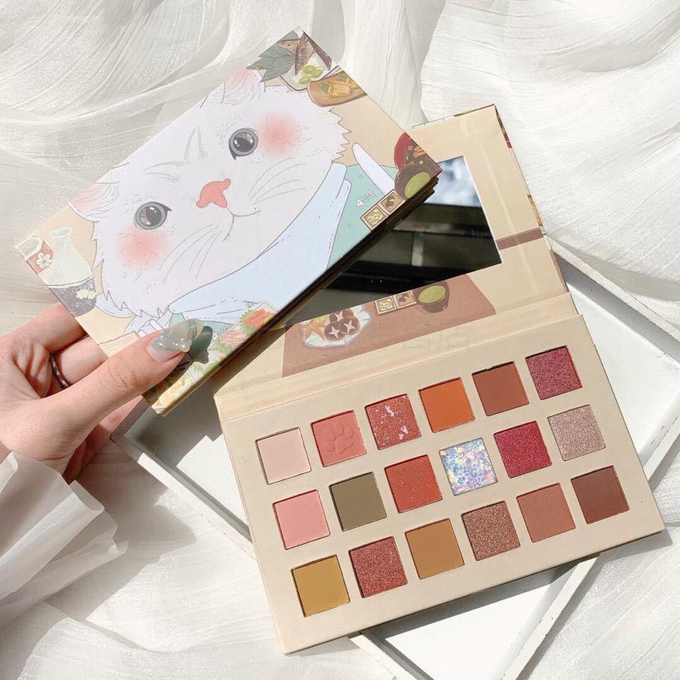 李佳琪猫咪大地眼影盘ins超火闪粉珠光防水平价学生初学者可爱猫咪盘
