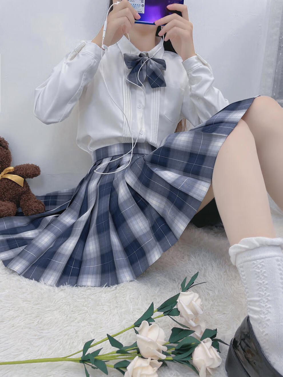 圣洛锋梦幻星空原创jk格裙银线格裙百褶裙春秋42cm裙长领结l