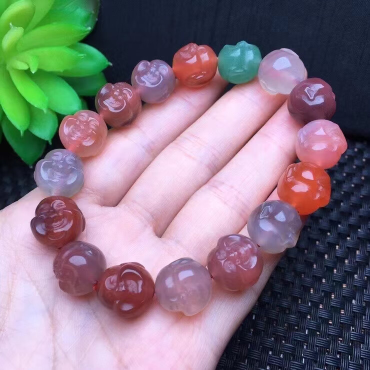 源璐盐源玛瑙手链糖果色七彩雕刻开口笑佛头单圈水晶手串男女【图片