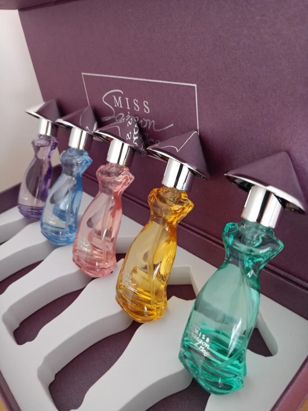 越南原装进口misssaigon西贡小姐1号2号3号5号6号香水礼盒套装紫色