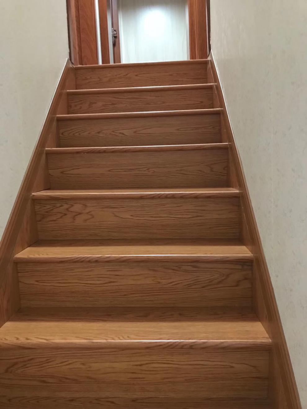 强化复合和实木复合楼梯踏步板 自带掉边收口 安装简易 小样【图片