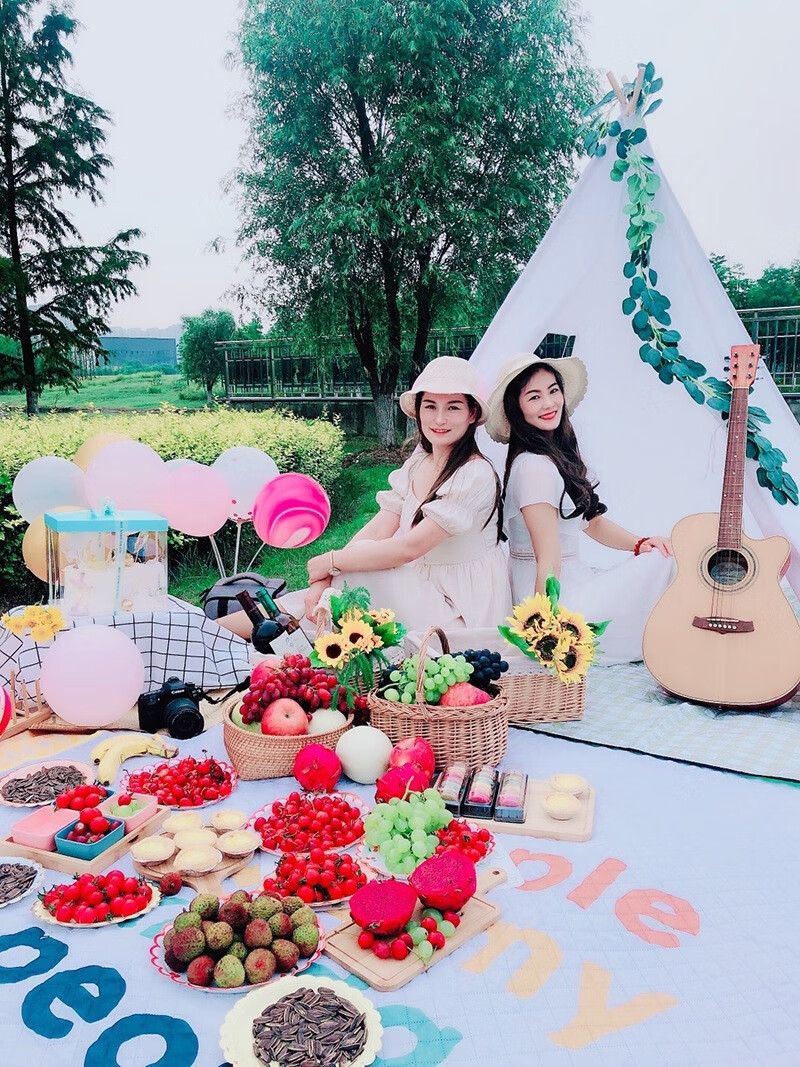 网红野餐三角小帐篷儿童户外印第安小屋生日派对布置拍照室内装饰白色