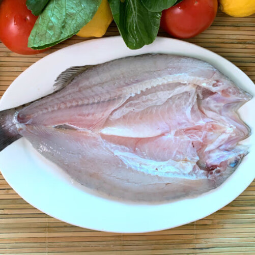 海鲈鱼鲈鱼冷冻现杀开背鱼烧烤新鲜鲈鱼真空包装鲜露达500600g一条