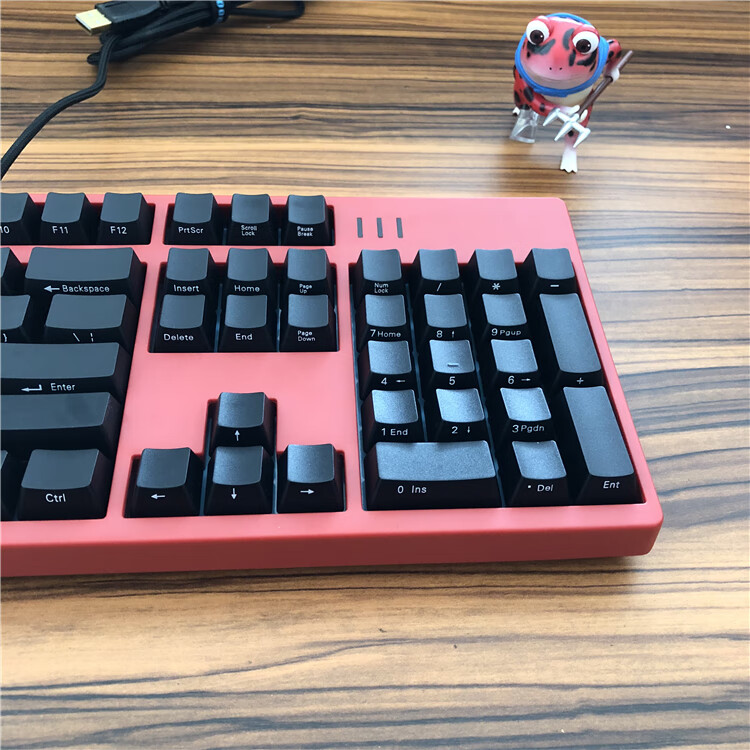 noppoo choc机械键盘 红色侧刻限量版 德国cherry轴 全键无冲杰霆