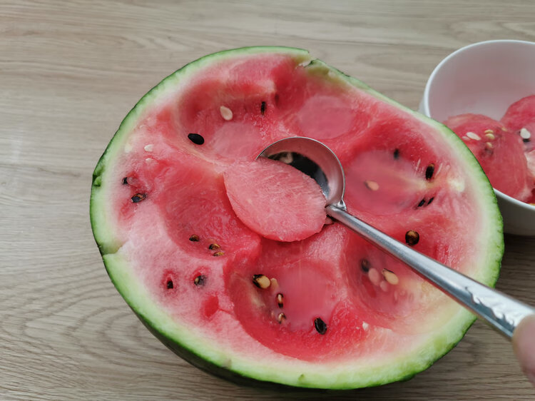 明暖圆勺子挖西瓜吃西瓜勺子圆薄长柄吃西瓜专用勺挖西瓜神器挖西瓜