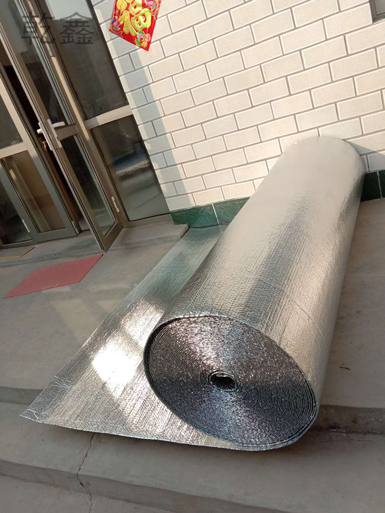 屋顶隔热膜阳光房反射膜家用遮阳反光铝箔气泡膜彩钢防晒隔热材料2米