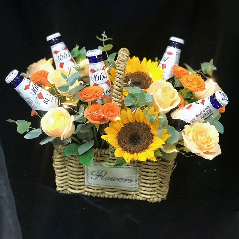 全国养乐多啤酒零食成品手提礼盒花束鲜花速递同城广州生日配送店15瓶