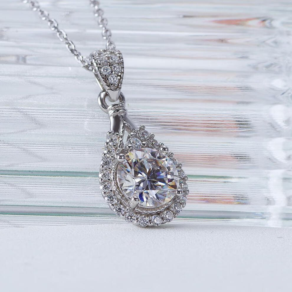 魏天选莫桑钻石项链女一克拉水滴梨形吊坠简约锁骨链时尚首饰品送女友