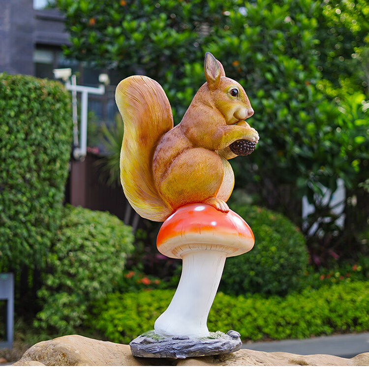 仿真大型松鼠雕塑假的塑料园区景观动物摆件摆设小品模型草坪室外坐