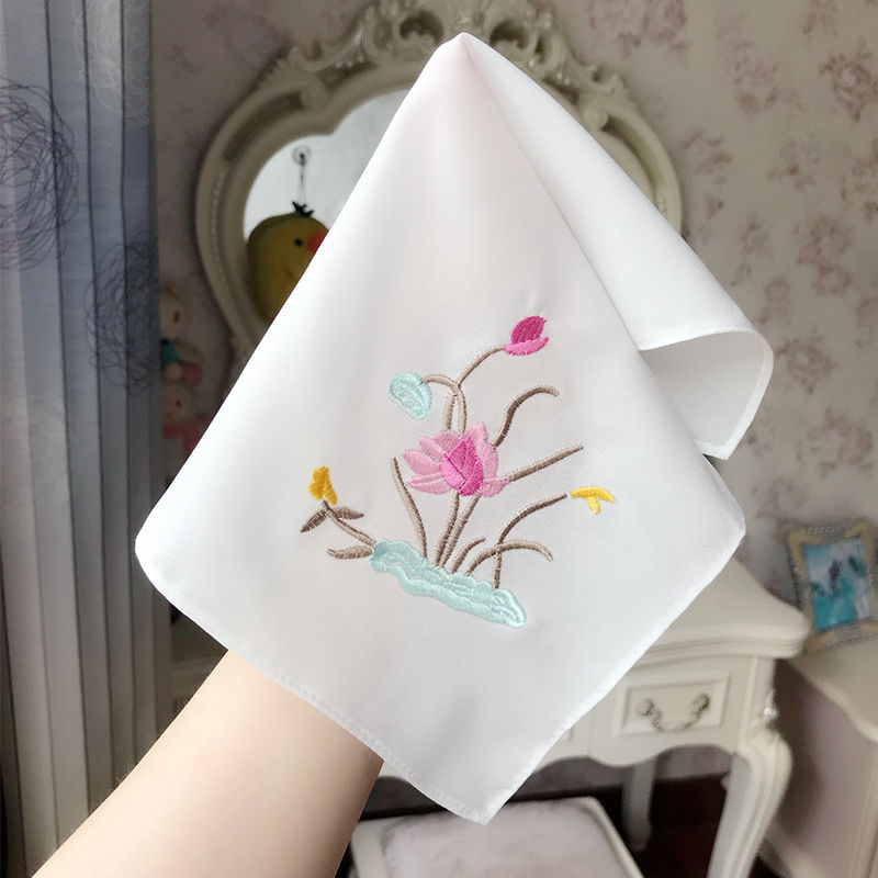 手帕有一个姑娘舞蹈古镇旅游纪念品丝绸绣花古风手帕刺绣手绢汉服配饰