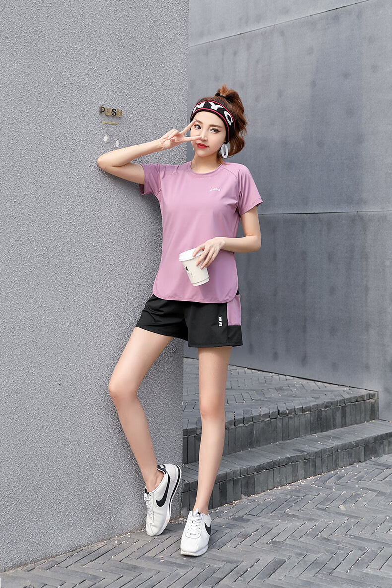 耐克大码女装运动套装夏胖妹妹200斤夏季休闲跑步服速干短袖宽松短裤