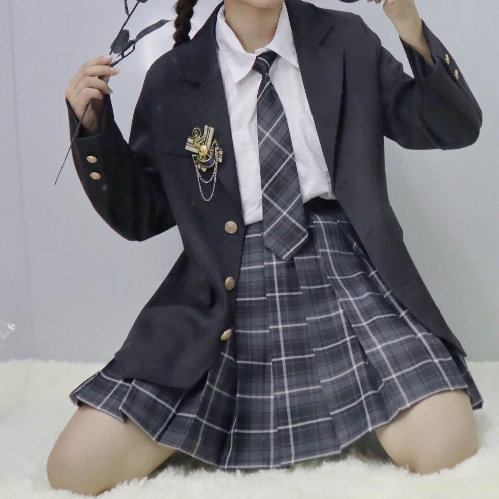 京选品质jk制服长款西装外套女黑色西服徽章冬百搭学院风套装3粒扣