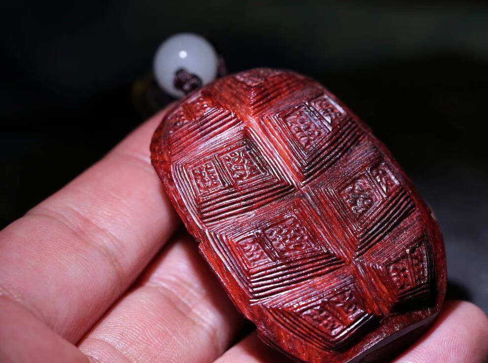 乌龟壳手把件 印度小叶紫檀 富甲一方 招财手工龟甲手把件 文玩吊坠