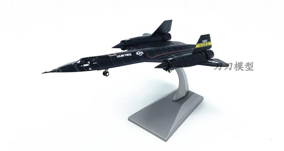美国黑鸟侦察机 1:144 美国sr-71黑鸟侦察机超音速合金飞机模型nasa