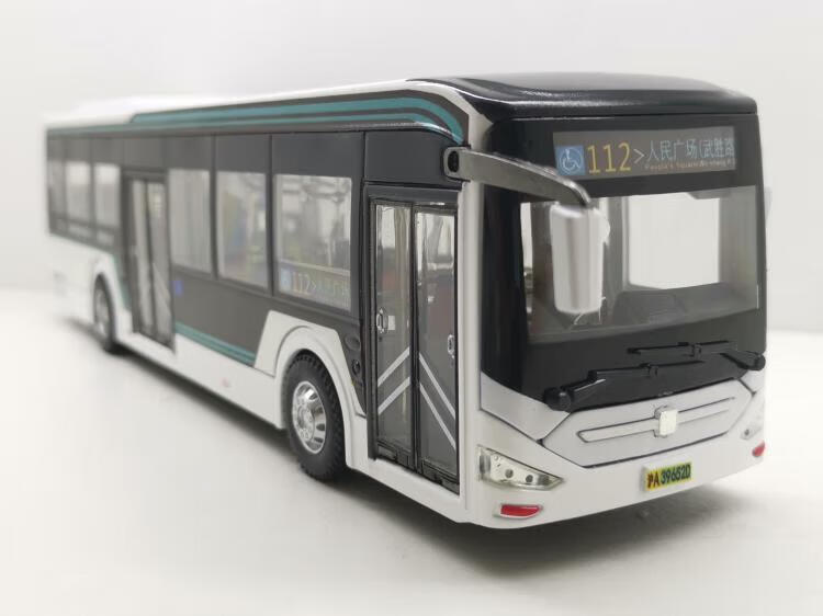 原厂公交车模型上海白金刚112路松江17路公交巴士仿真模型亮灯版1:43