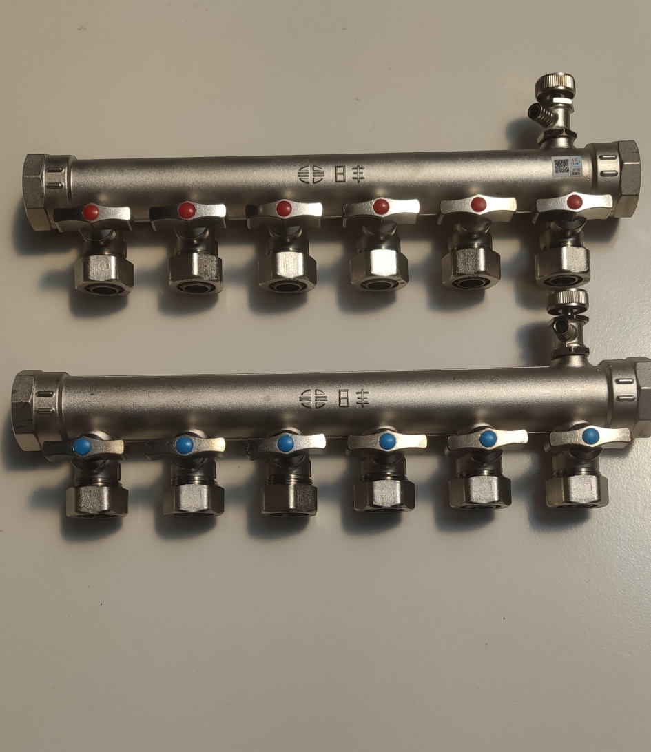 佛山日丰分水器日丰地暖分水器全铜分水器地热地暖管32家装地暖管集水