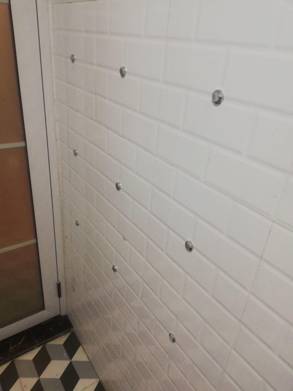 瓷砖防脱落扣条空鼓松动加固钉墙面磁砖片防掉防松动落专用螺丝固定