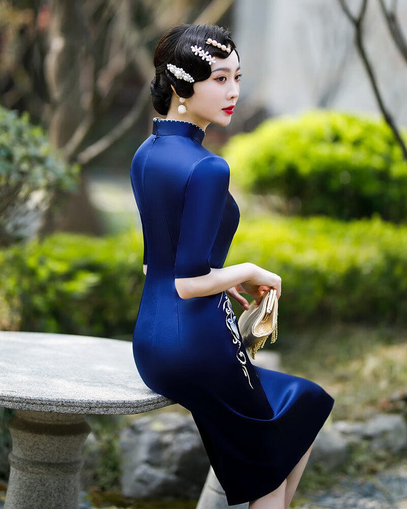 领手推绣中长款醋酸旗袍时尚改良女士绣花旗袍裙顾眷年醋酸蓝268003m