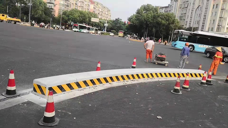 克非太高速公路波形护栏端头反光膜 弯头反光膜 桥梁护栏板端头防撞