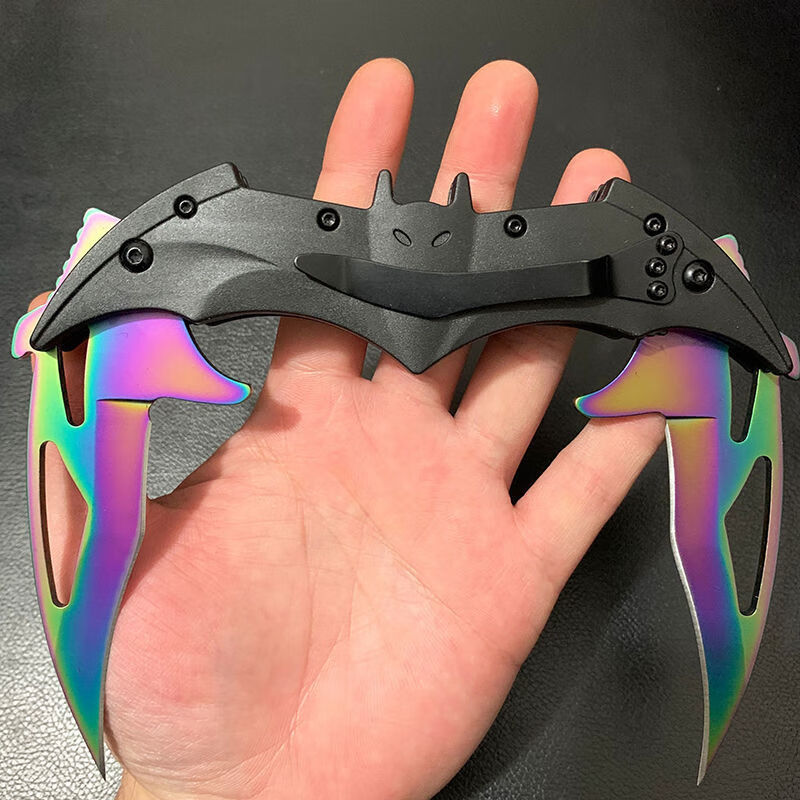 蝙蝠刀蝙蝠侠折叠刀蝙蝠工具刀不锈钢小刀双刃蝙蝠刀防身工具精美礼品