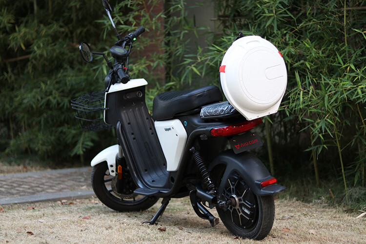 适用于小牛电动车usuu1mn1后靠背尾箱后备箱储物工具箱飞碟尾箱定制uu