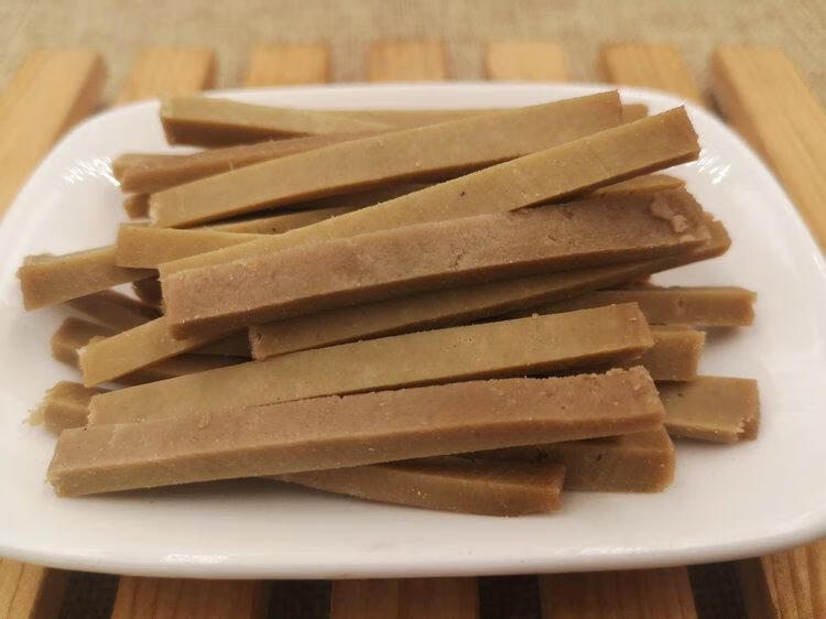 徐州特产咸豆干咸豆腐干农家手工自制风干咸豆条卤水豆腐切好咸豆条4