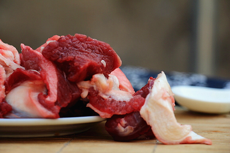 筋頭巴腦黃牛牛筋雜筋生鮮牛肉筋燒烤火鍋牛碎肉剔骨牛肉4斤