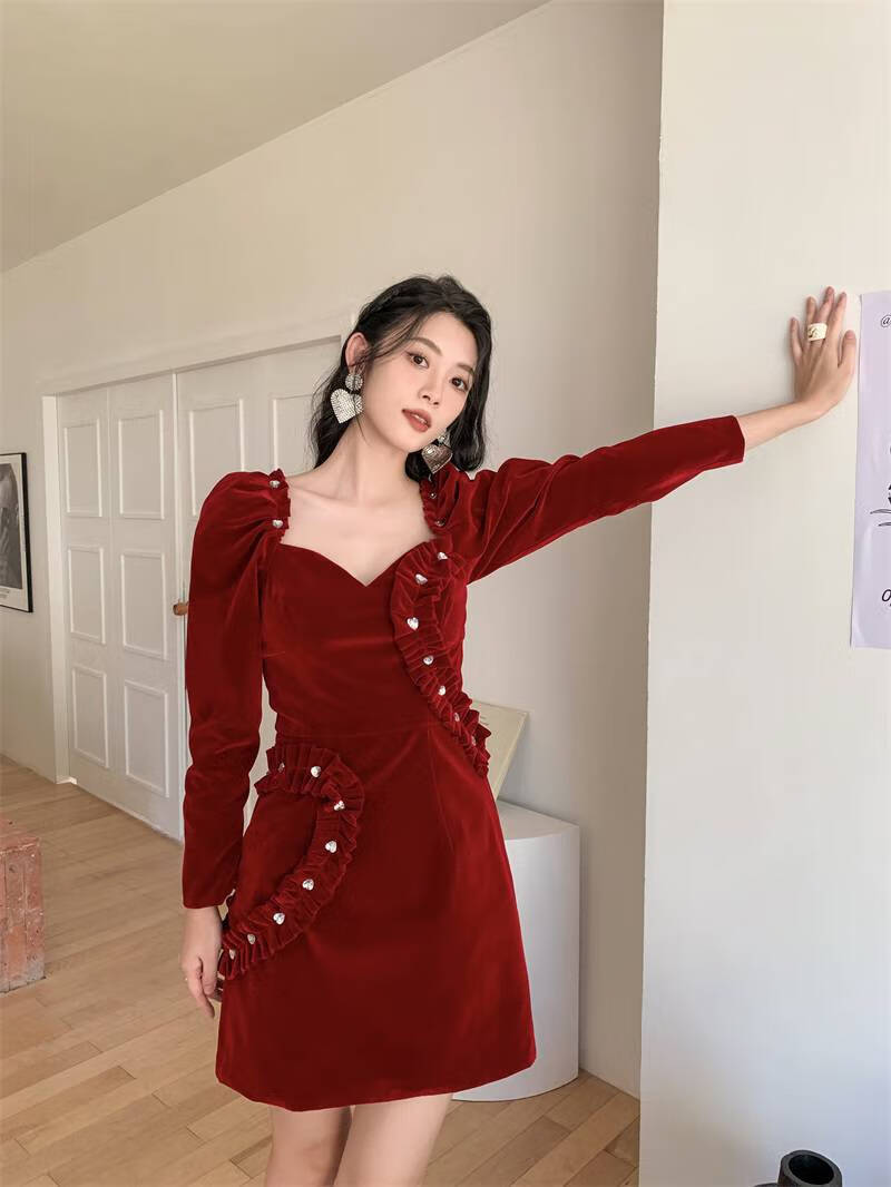 恒源祥战袍惊艳礼服小香风本命红色金丝绒连衣裙女21年秋冬季女士时尚
