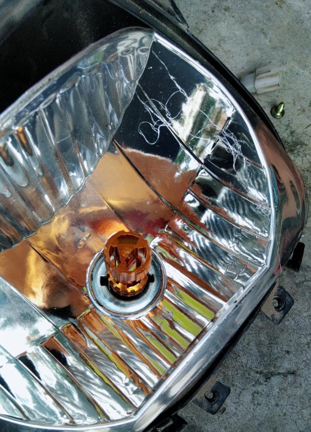 电动车前大灯改装led灯泡摩托车内置三轮车灯高亮度强光带风扇12v