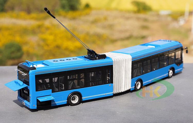 1:42 宇通雙源無軌電車 上海中運量 brt 鉸接車 巴士模型 宇通雙源無