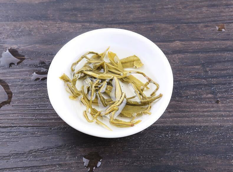 08青 珍藏2022年新茶嵊州辉白茶茶叶泉岗辉白上坞山绿茶珠茶明前