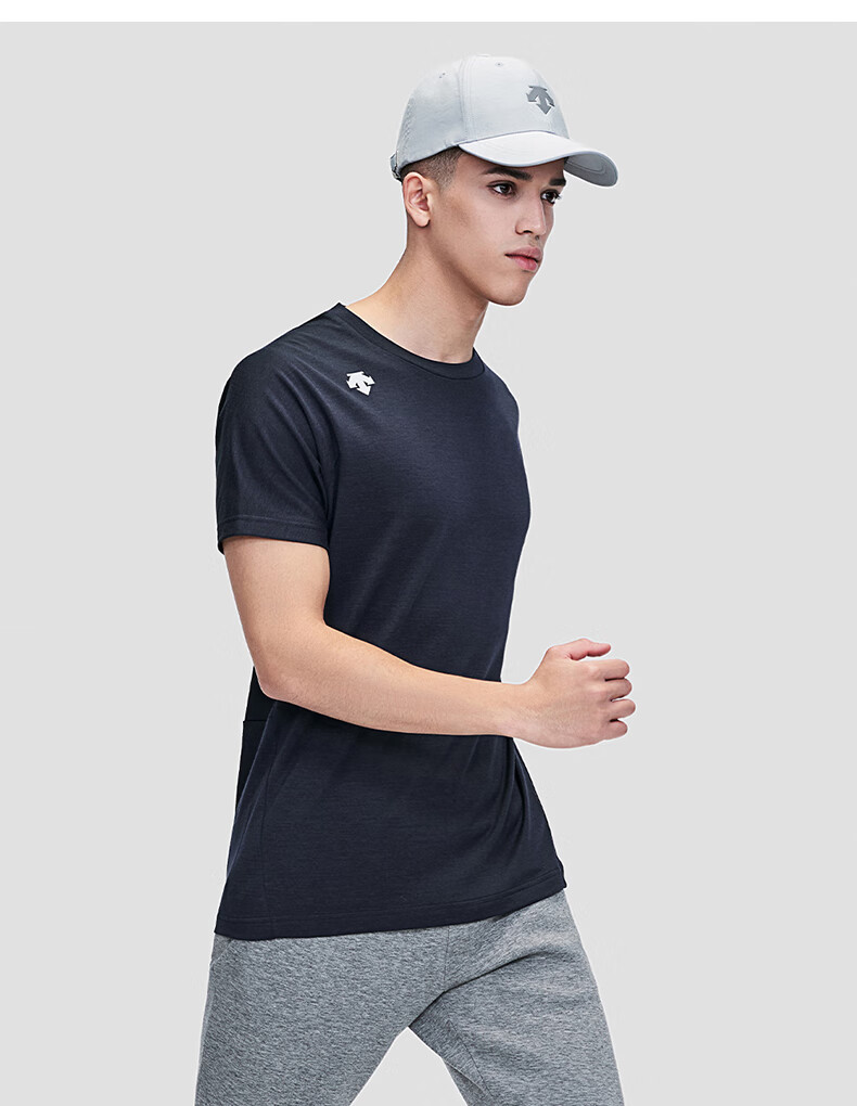 descente迪桑特跑步男子针织短袖t恤春款运动短td2131rts42白色wt2xl