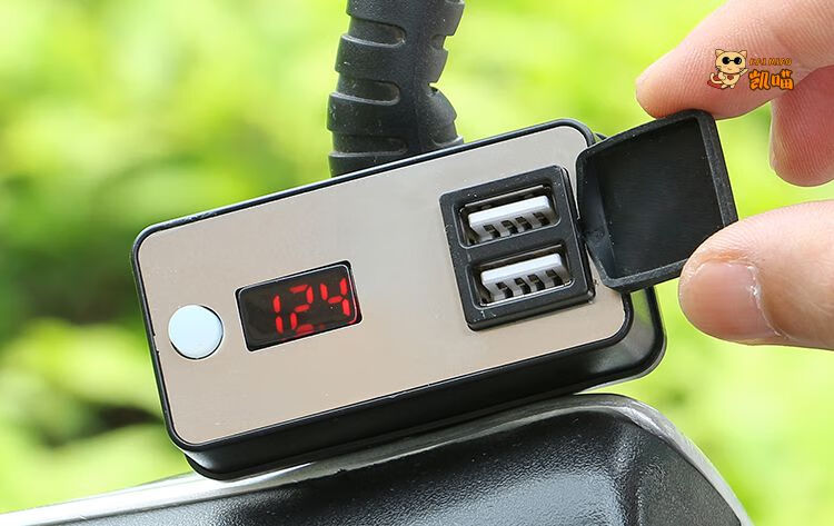 摩托车usb手机充电器防水快充12v电动车车载车上usb充电接口2a小蛮腰